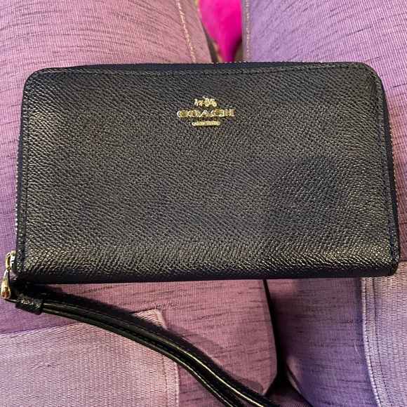 Coach Accessories - Coach phone wallet